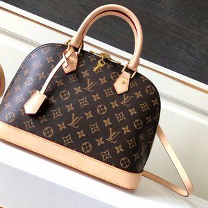 NEW Pochette💘 Alma Bb LouisVuitton Cross Body Bag